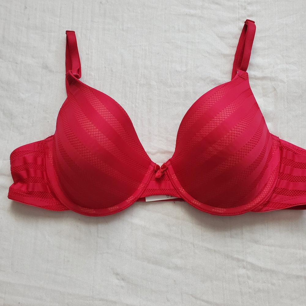 Maidenform Bold Res Striped Fab Fit T-shirt Bra Size 38B